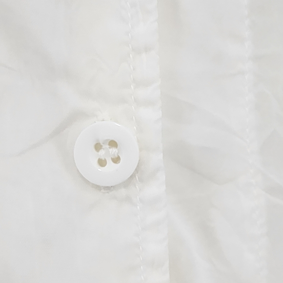 Johnny was Women's Lightweight Embroidered Button Front Shirt - Picture 5 of 9